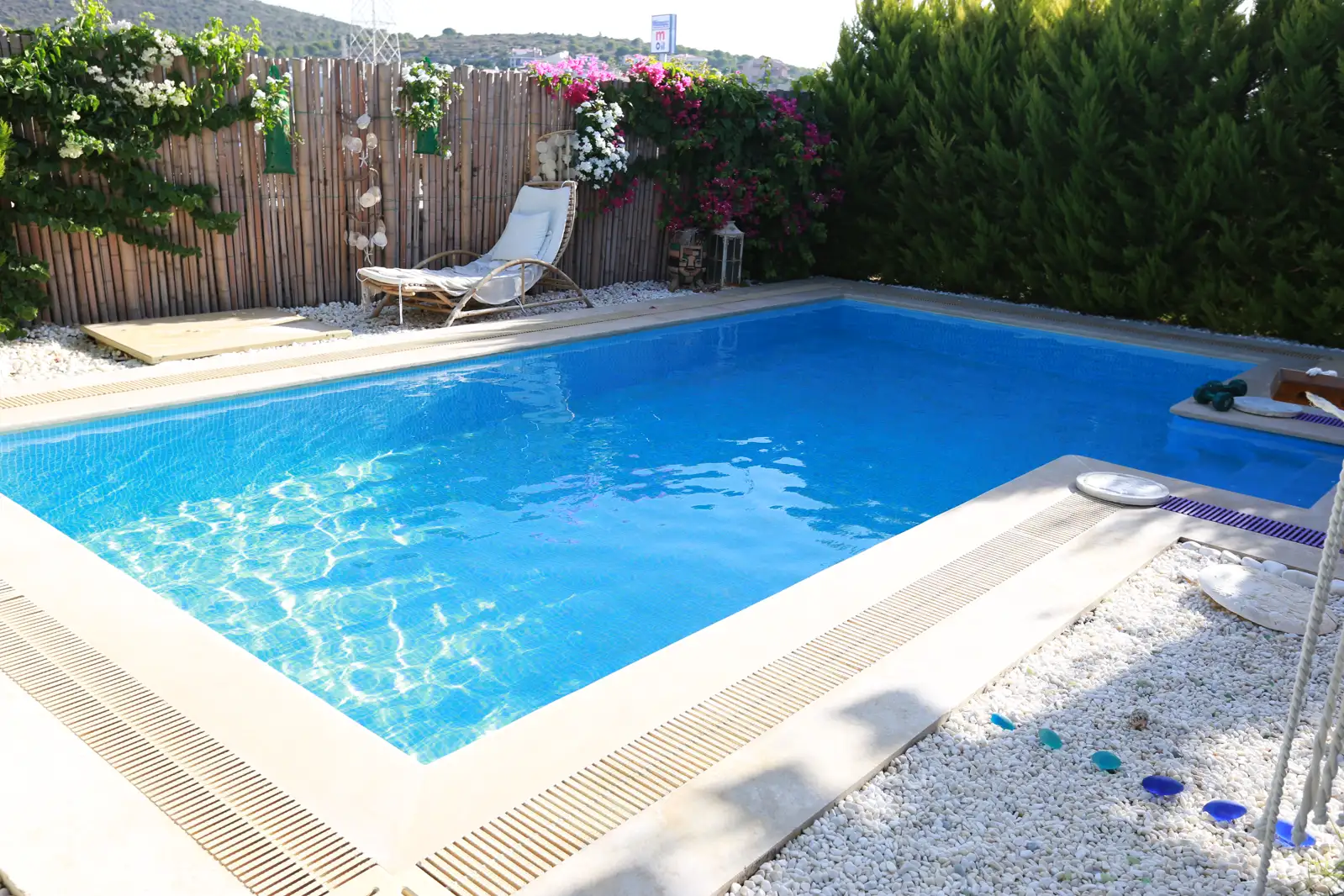 Alaçatı — 3 × 7 m Taşmalı Havuz