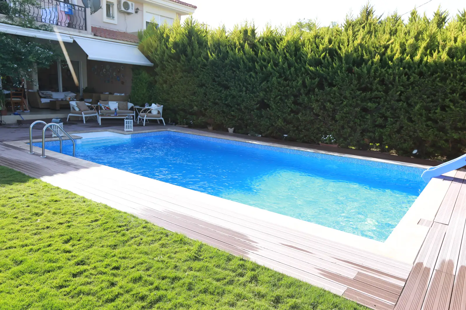 Çeşme — 4 × 8 m Havuz