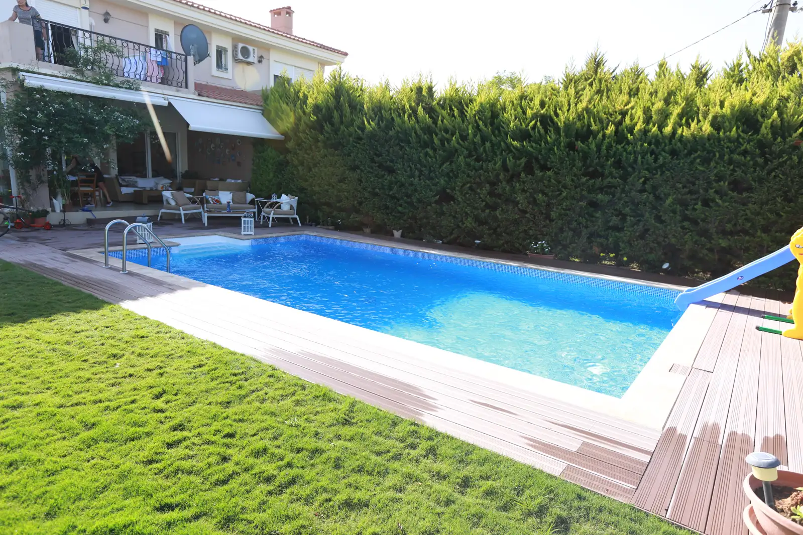 Çeşme — 4 × 8 m Havuz