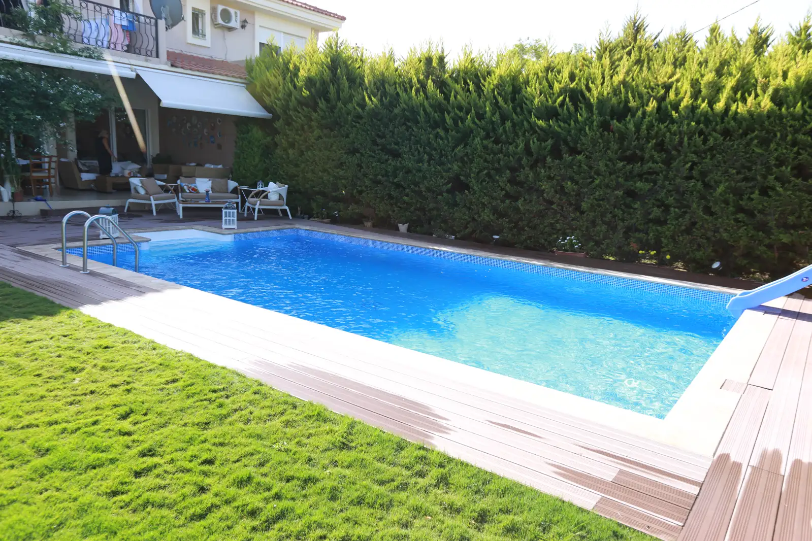 Çeşme — 4 × 8 m Havuz
