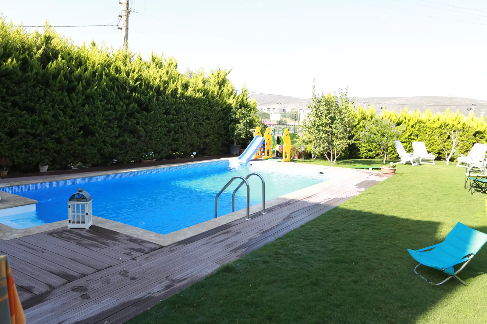 Çeşme — 4 × 8 m Havuz