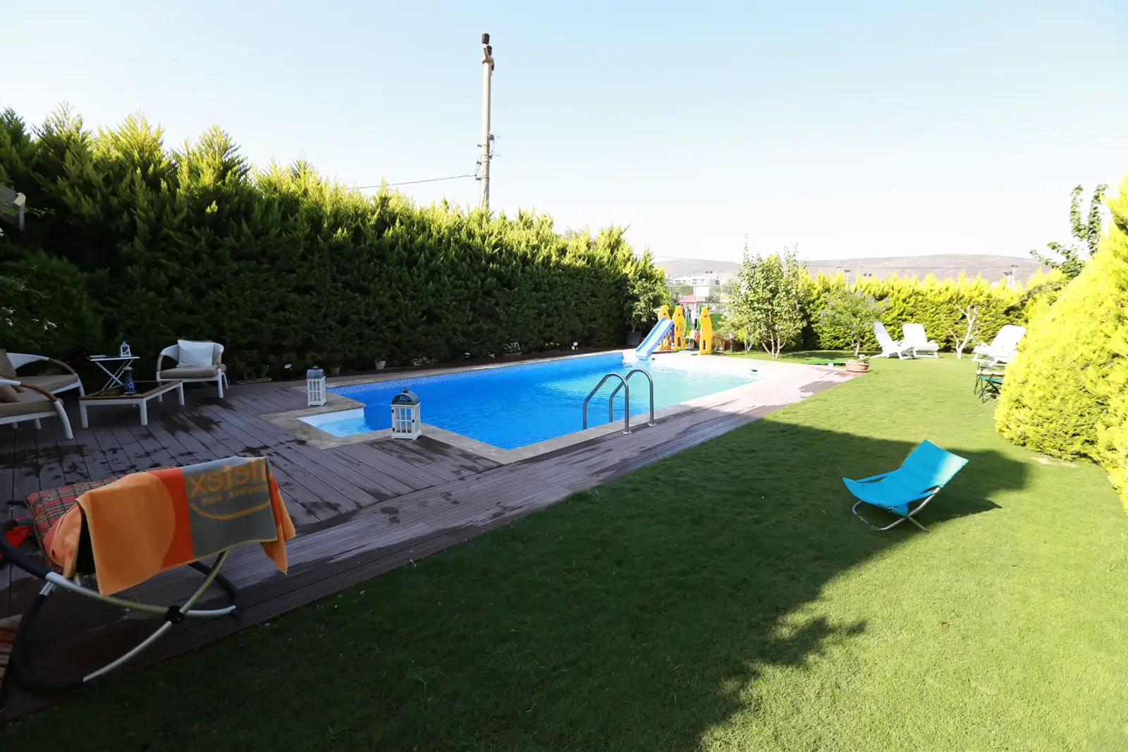 Çeşme — 4 × 8 m Havuz
