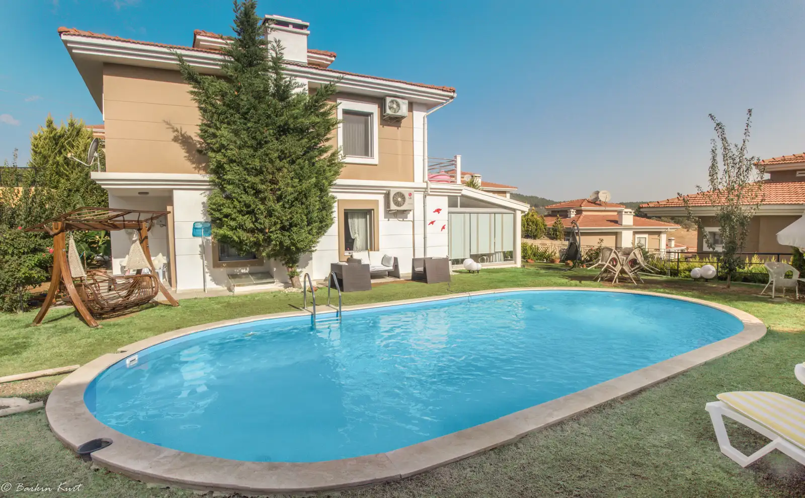 MALDİV — oval gövde